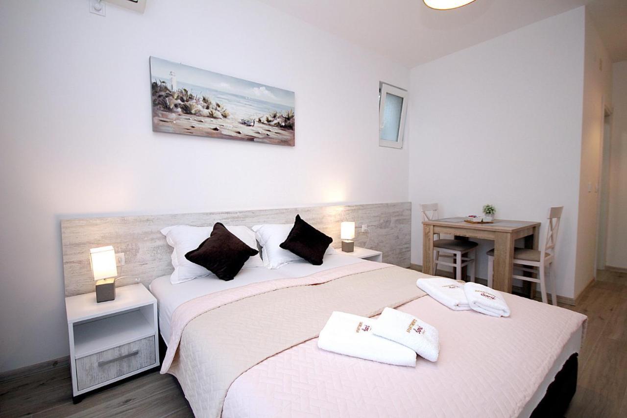 Apartments Saric Bar Exterior foto