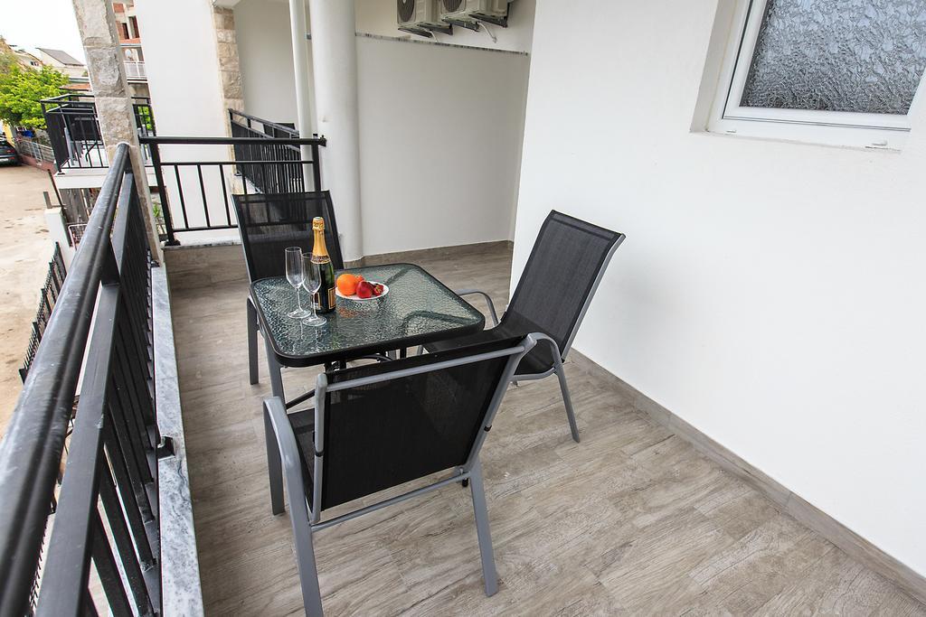 Apartments Saric Bar Exterior foto