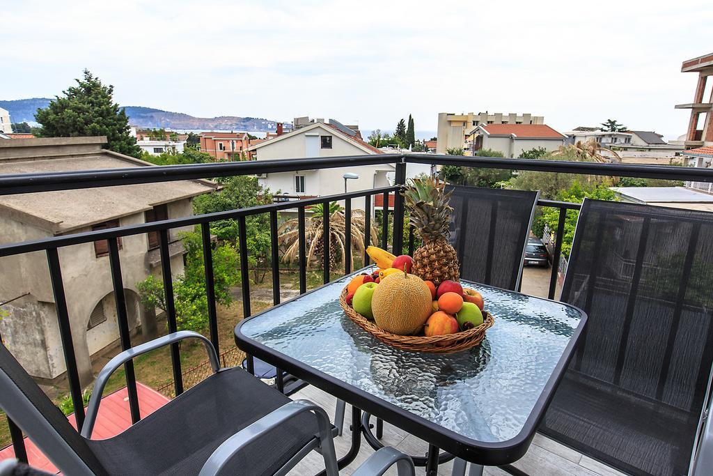 Apartments Saric Bar Exterior foto